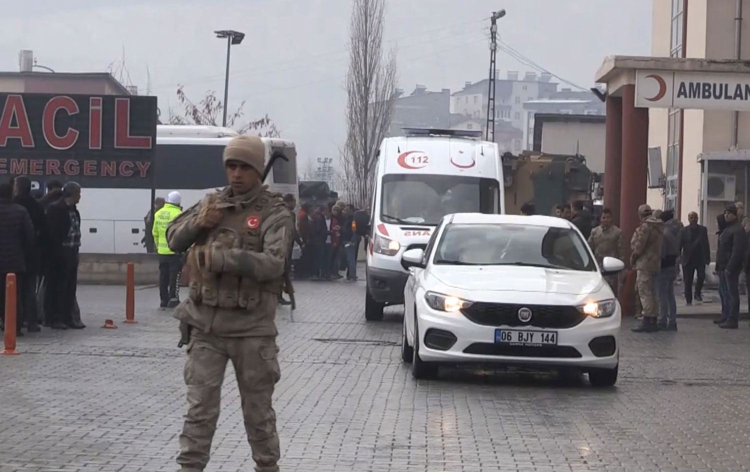Yıldırım düşmesi sonucu 3 asker öldü, 13 asker yaralandı