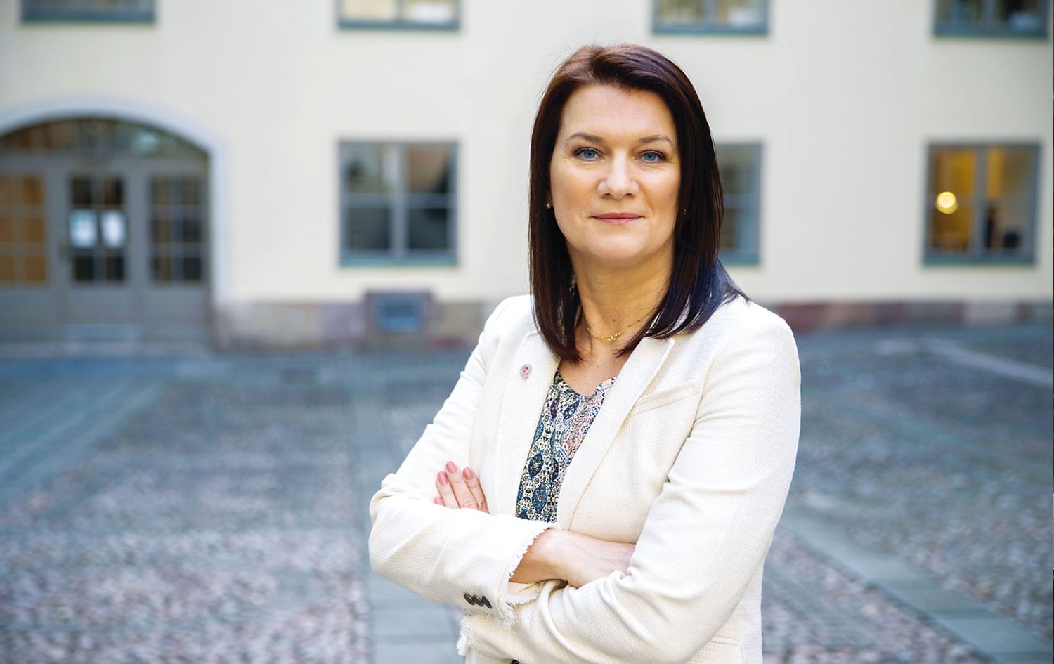 İsveçli bakan: Ben Kürtlerin dağıyım