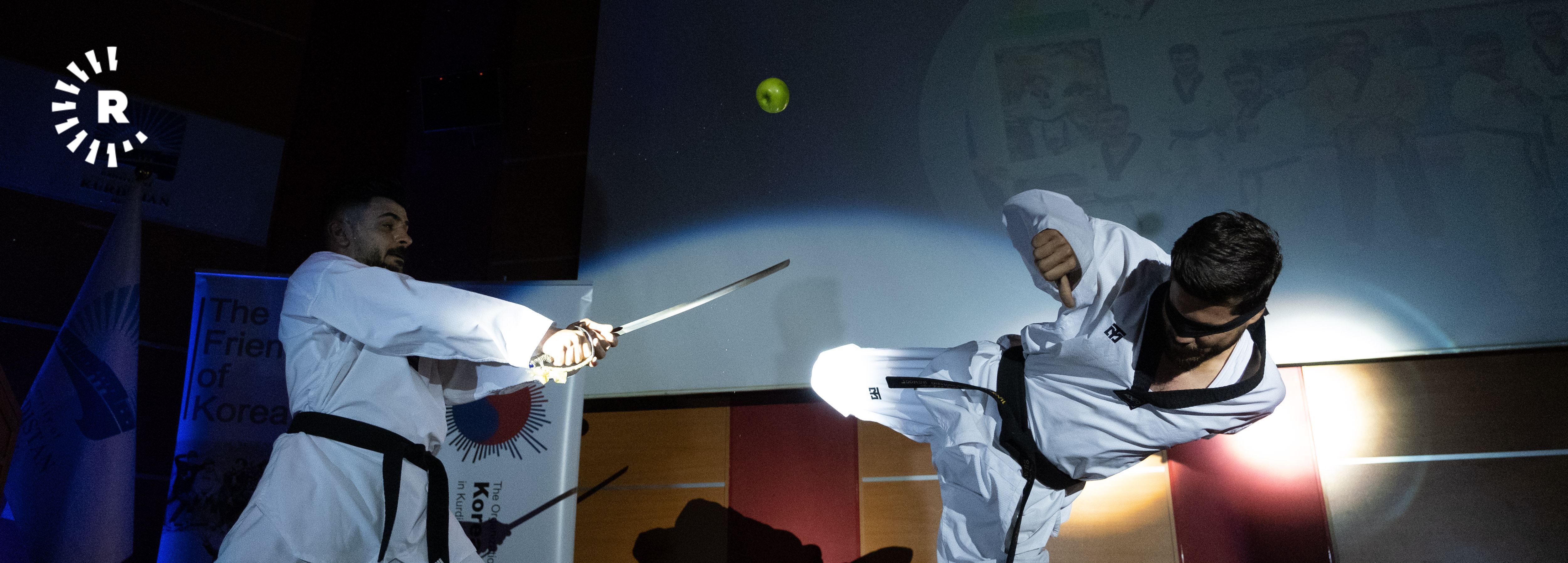 فۆتۆ ستۆری.. نمایشی تایكواندۆ له‌ فێستیڤالی كۆرییه‌كان له‌ هه‌ولێر