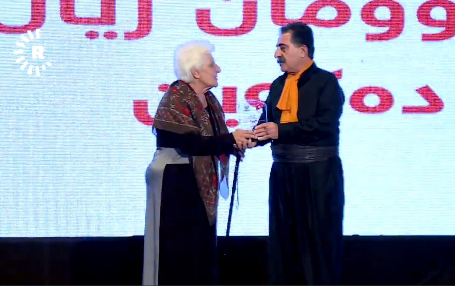 Sînemxan Bedirxan û 10 nivîskarên din ên jin hatin xelatkirin