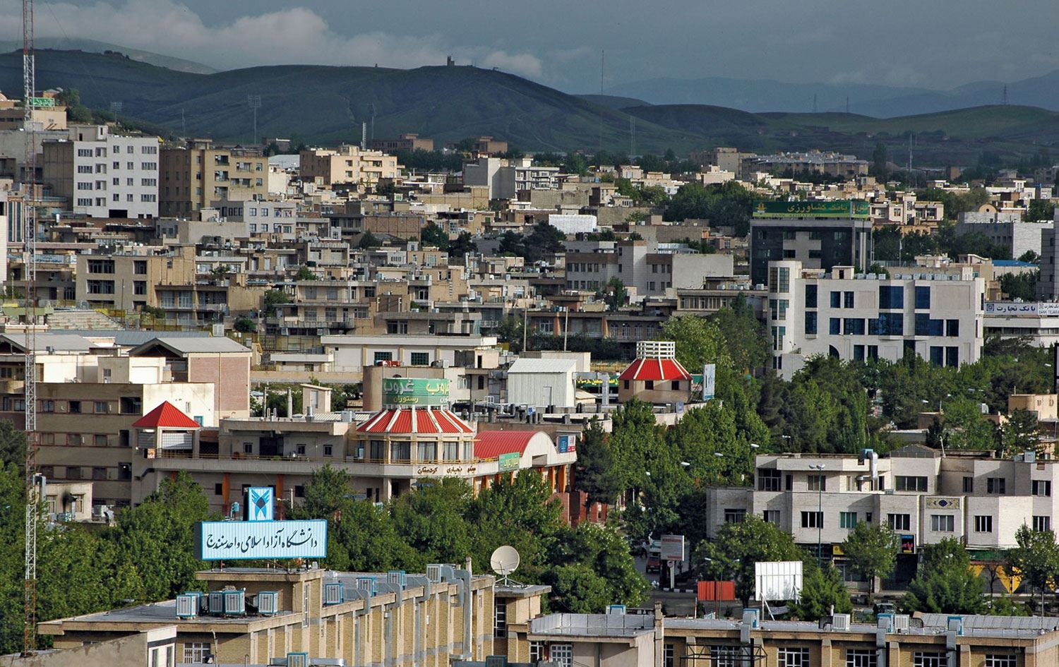 ROJHILAT - Düğün salonunda patlama: 11 ölü 34 yaralı