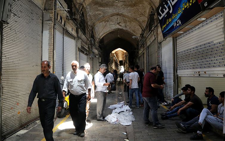 İran'da grip salgını nedeniyle 81 kişi öldü