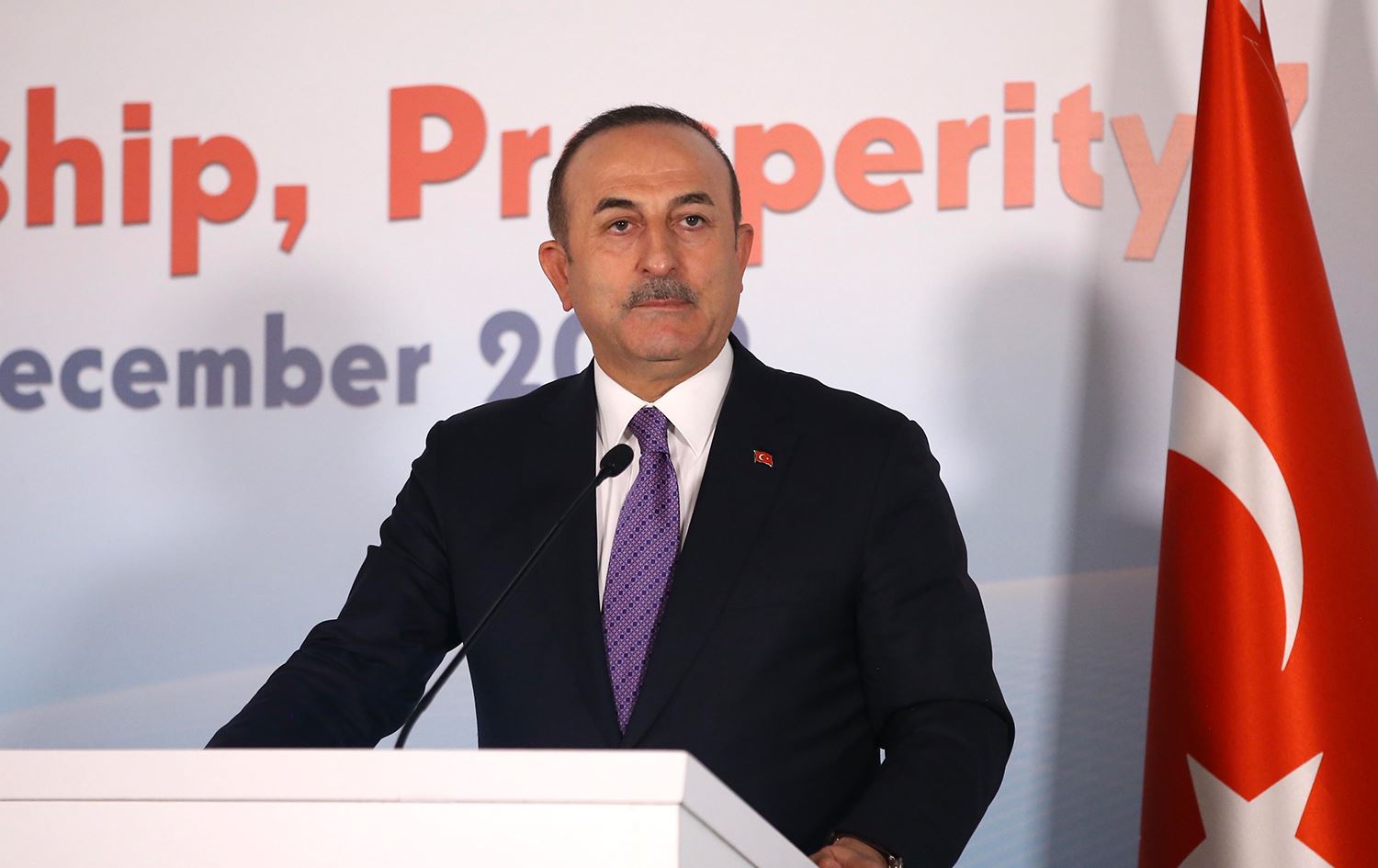 Çavuşoğlu'ndan ABD'ye İncirlik uyarısı