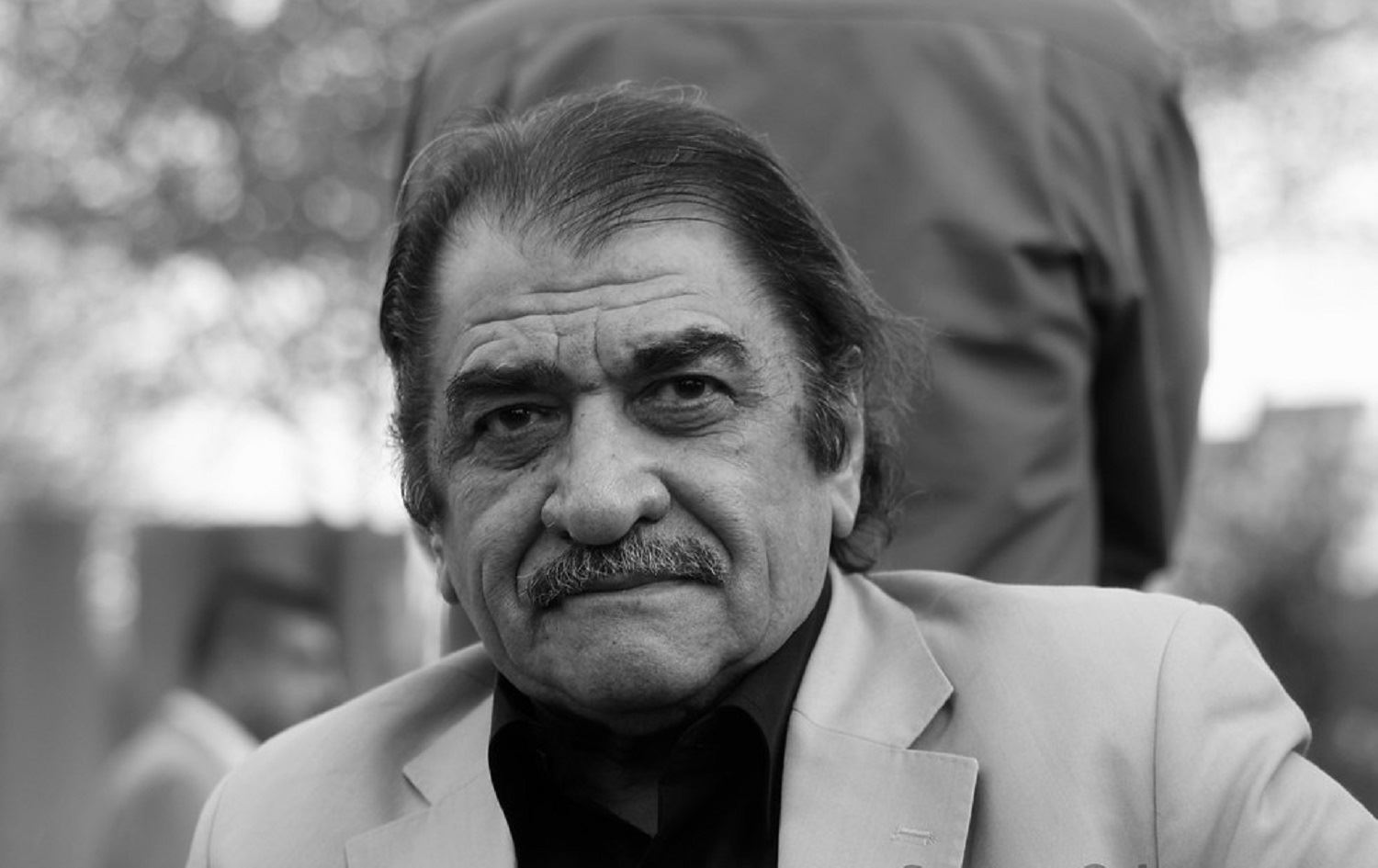 Berhemên Şêrko Bêkes bo zimanê Fînlandî tên wergerandin