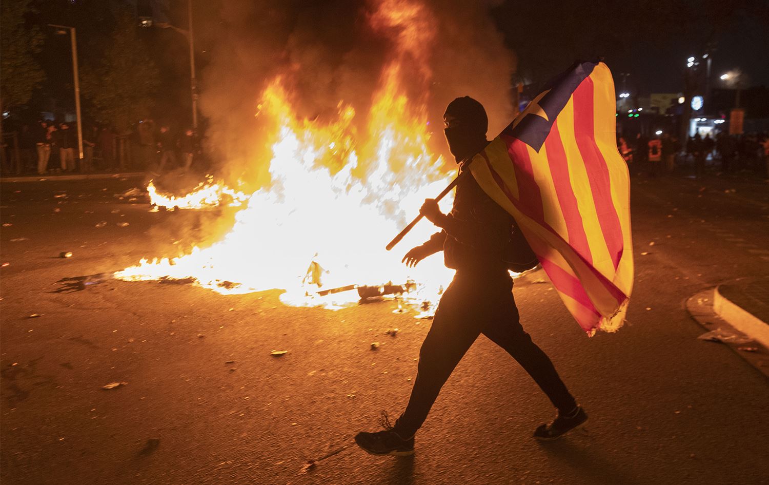 El Clasico sonrası ortalık savaş alanına döndü