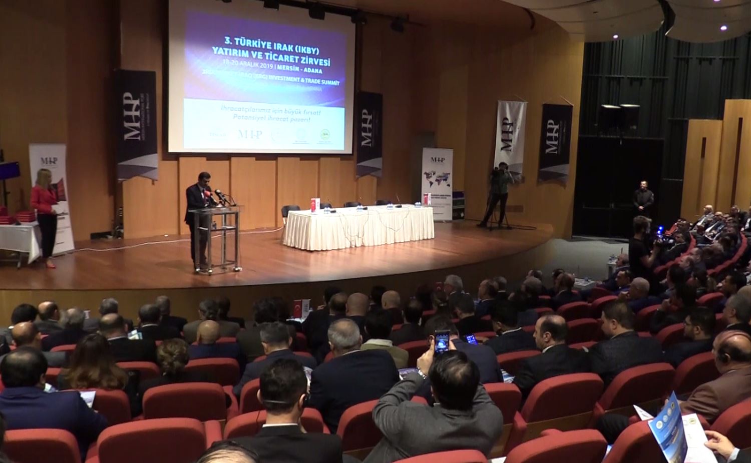 MERSİN - Kürt ve Türk iş insanları zirvede buluştu