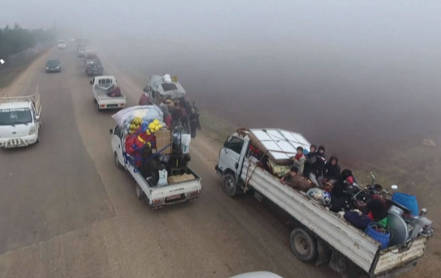 Ji ber êrişên Rûsyayê bi hezaran sivîl derbider bûn