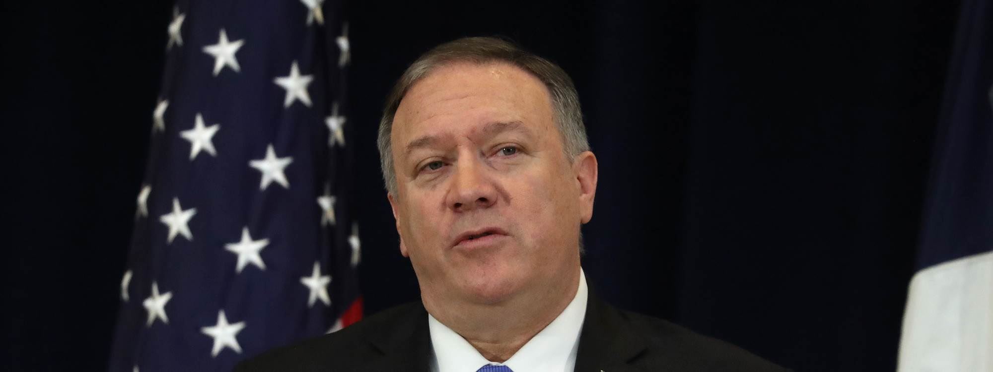 Pompeo: İran rejimi kendi halkından korkuyor