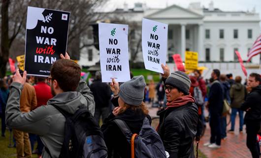 American legislators, protesters mount anti-war campaign amidst rising tensions with Iran
