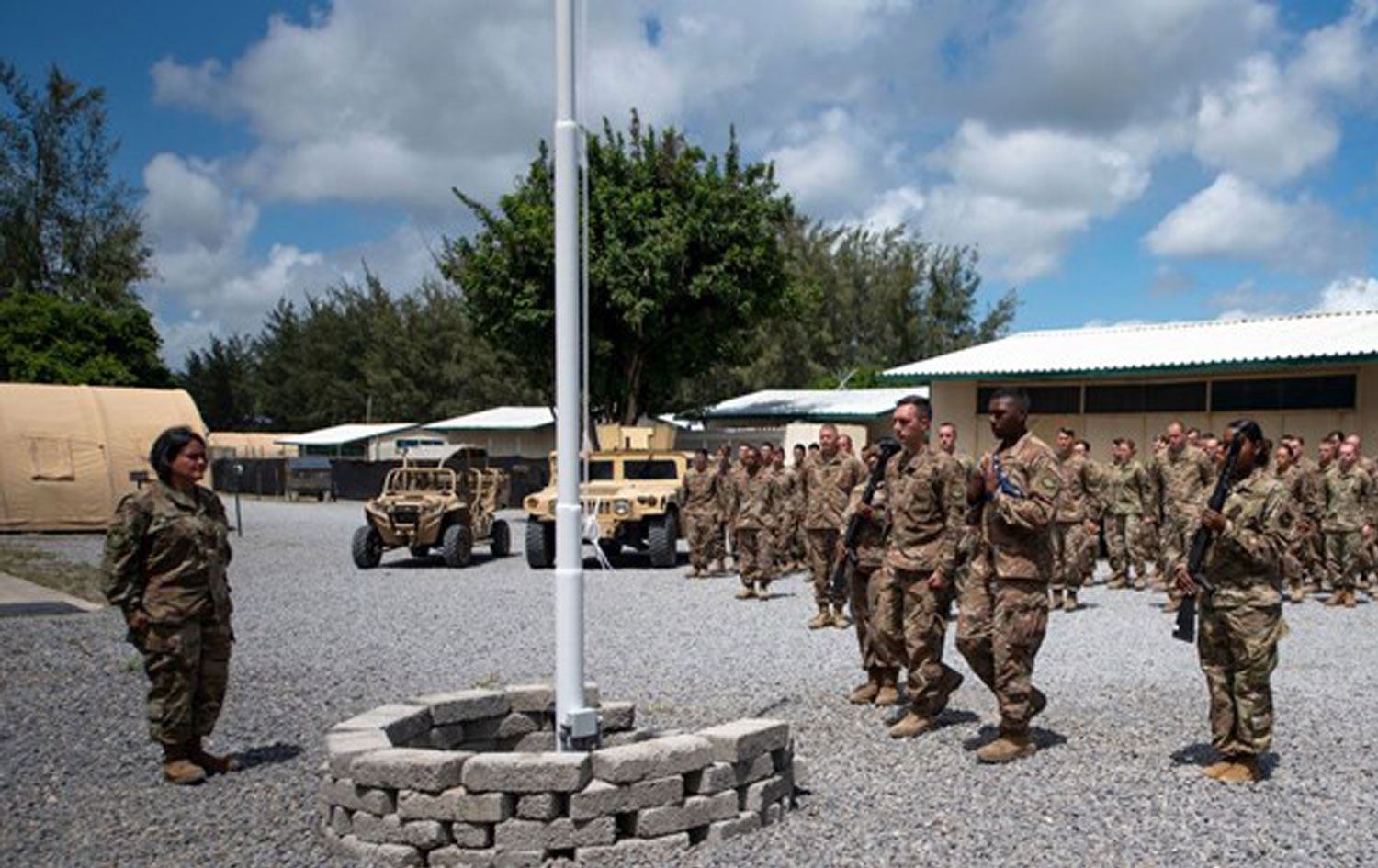 El Şebab, Amerikan üssüne silahlı saldırı düzenledi