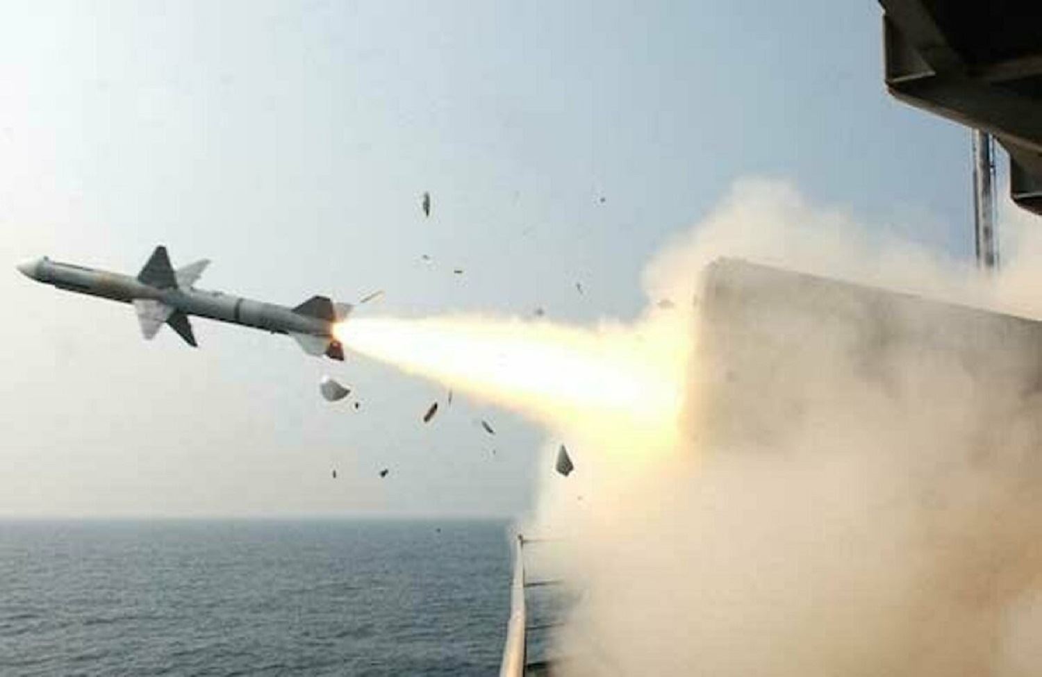 İngiltere de İran’ı tehdit etti: Tomahawk ile vurmaya hazırız