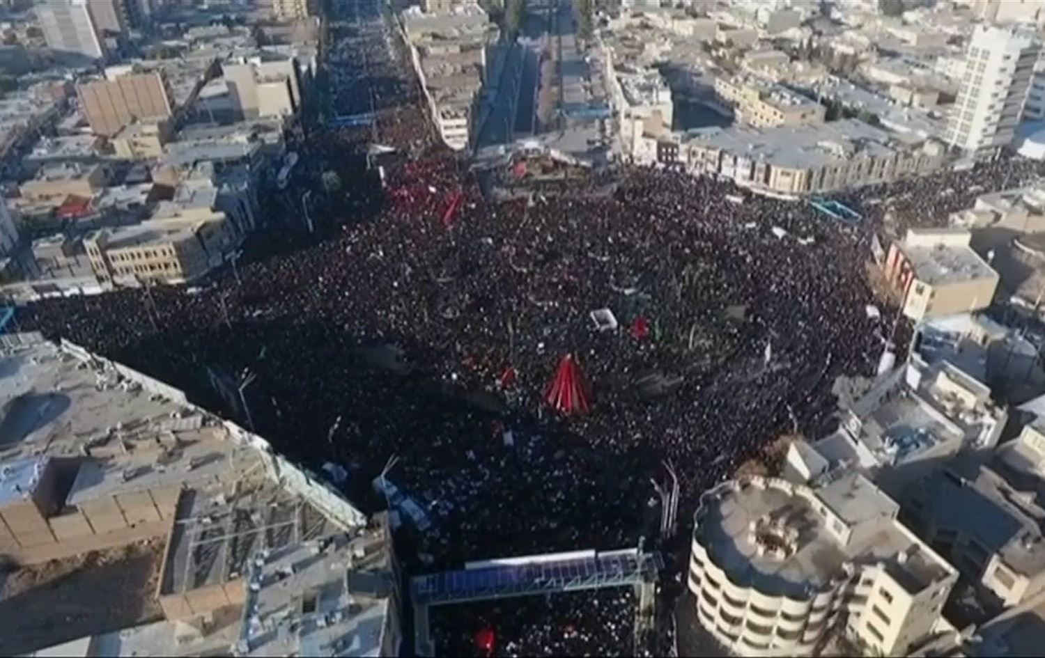 وصول جثمان "سليماني" إلى مسقط رأسه في كرمان الإيرانية