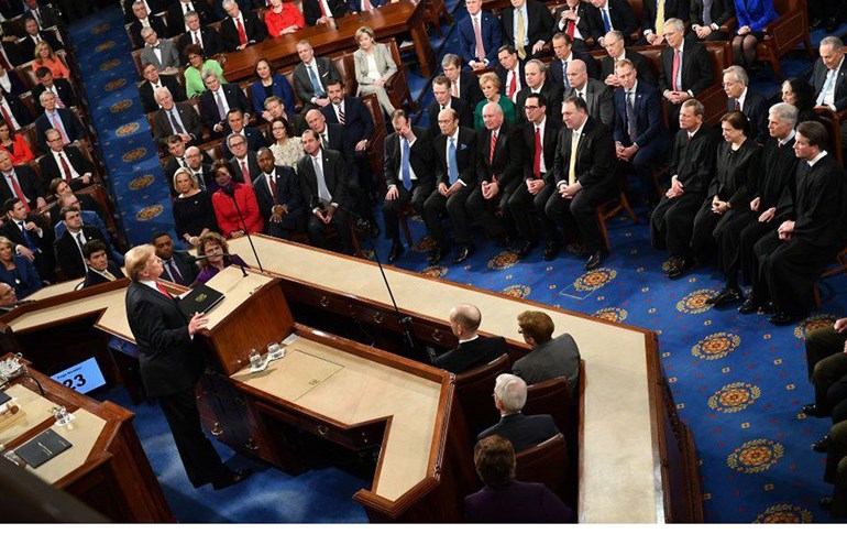 جێگری سەرۆکی ئەمریکا کۆنگرێسی لە هێرشەکە ئاگادارکردووەتەوە