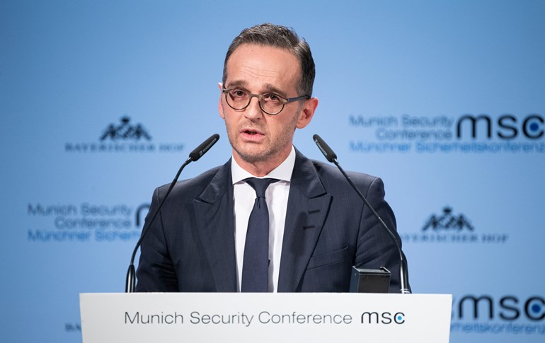 ئەڵمانیا: کار لەسەر ئەوە دەکەین دۆخەکە هێوربکەینەوە