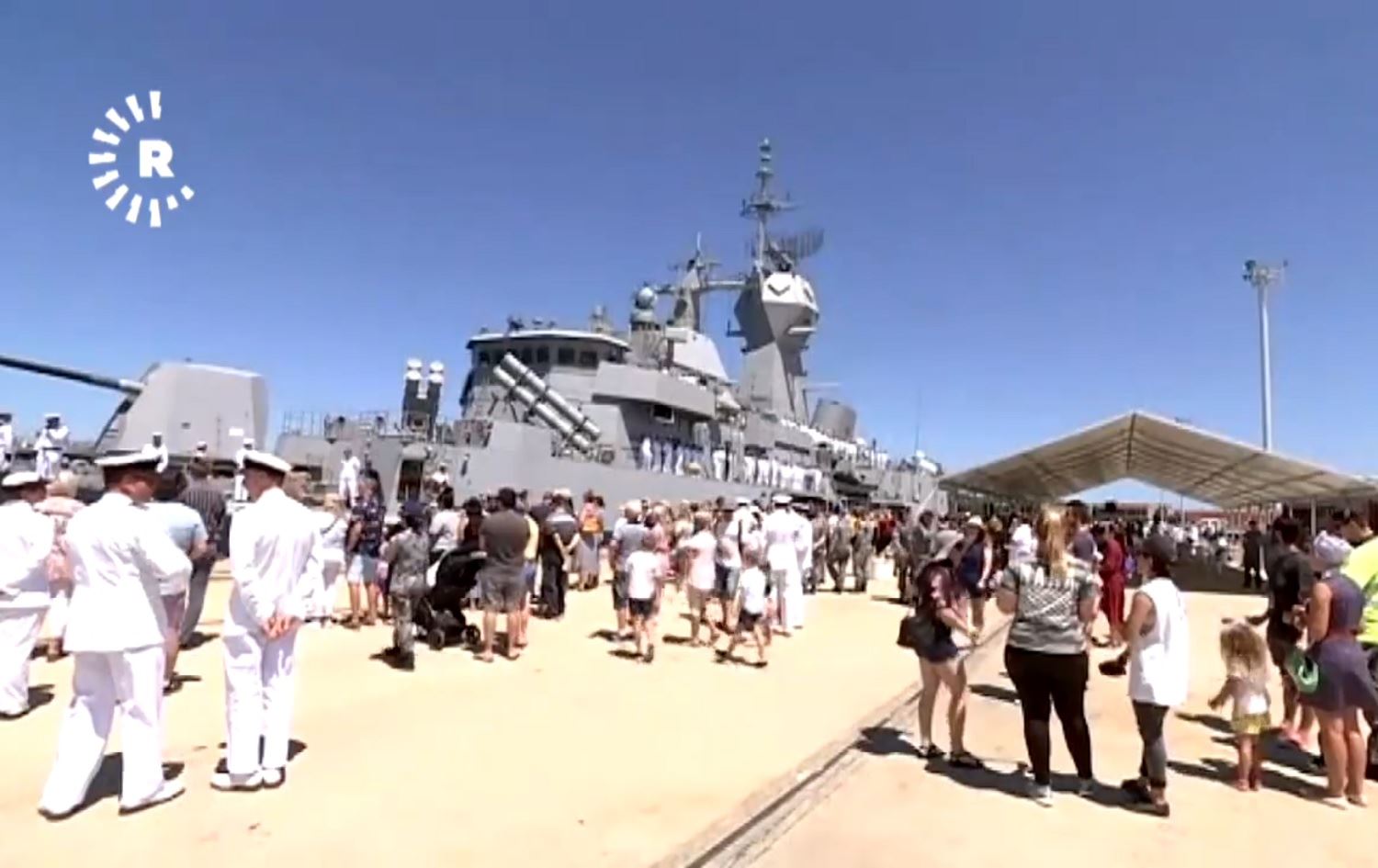 Australya keştiyeke cengê dişîne Tengava Hurmizê