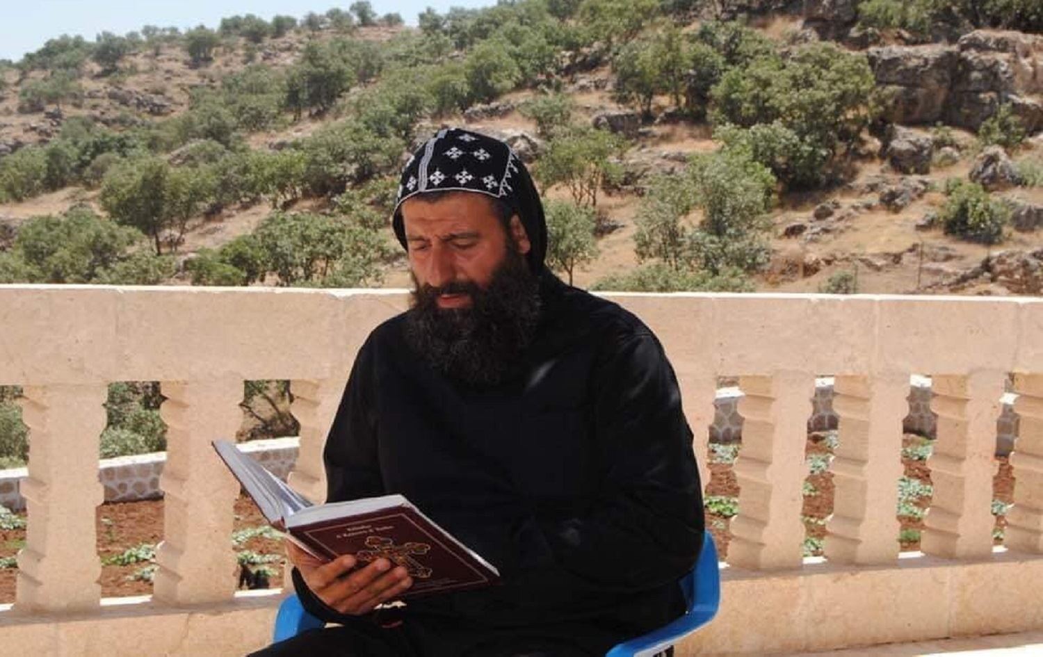 Qeşeyê Suryanî ku ji ber PKKê hatibû girtin hat berdan