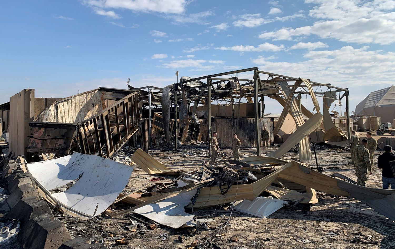 Amerîkayê îtiraf kir: 11 serbaz di êrîşa mûşekî ya Îranê de birîndar bûne