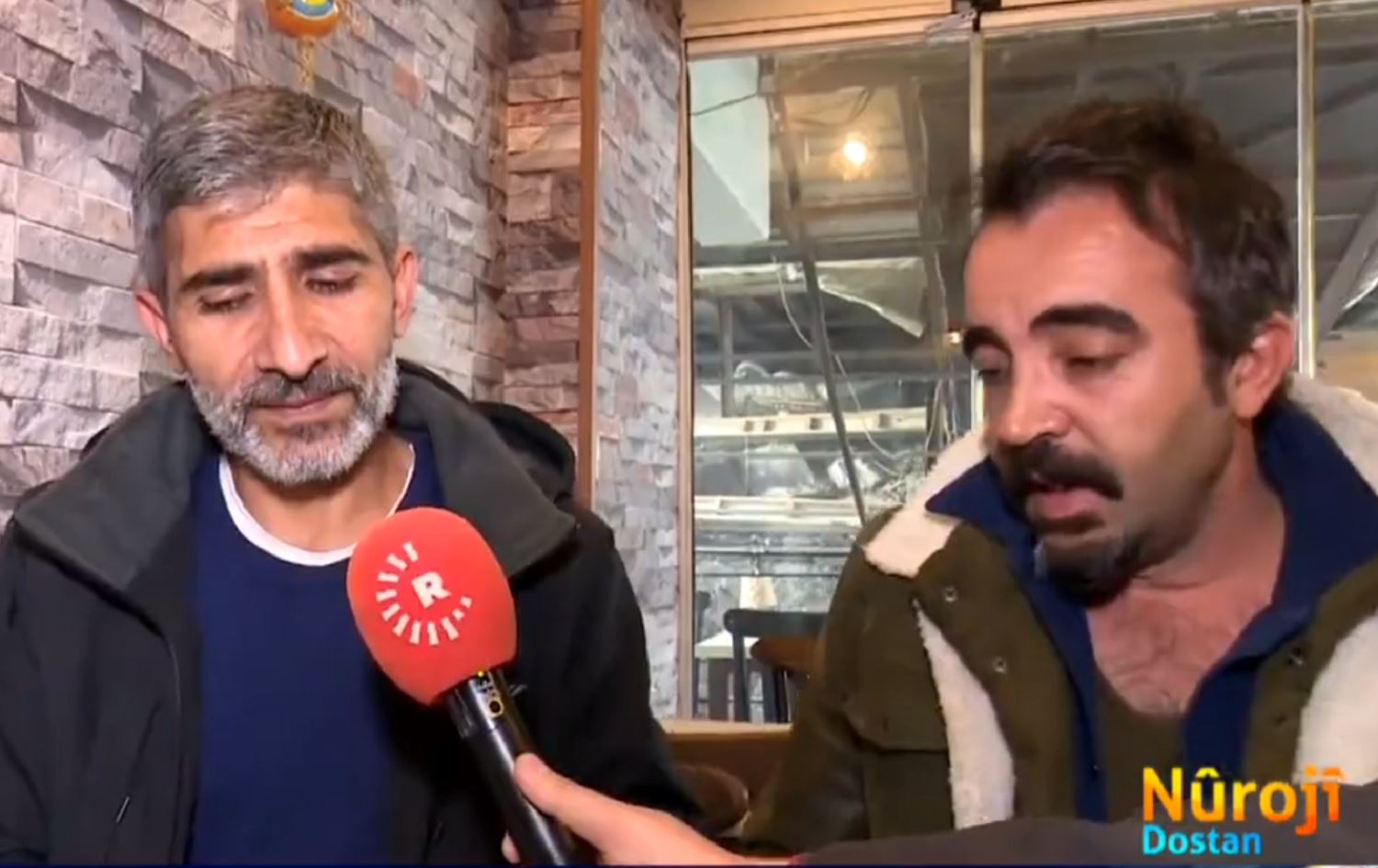 Hunermend qurbaniyên erdheja Xarpêtê bi klamekê bibîr tînin