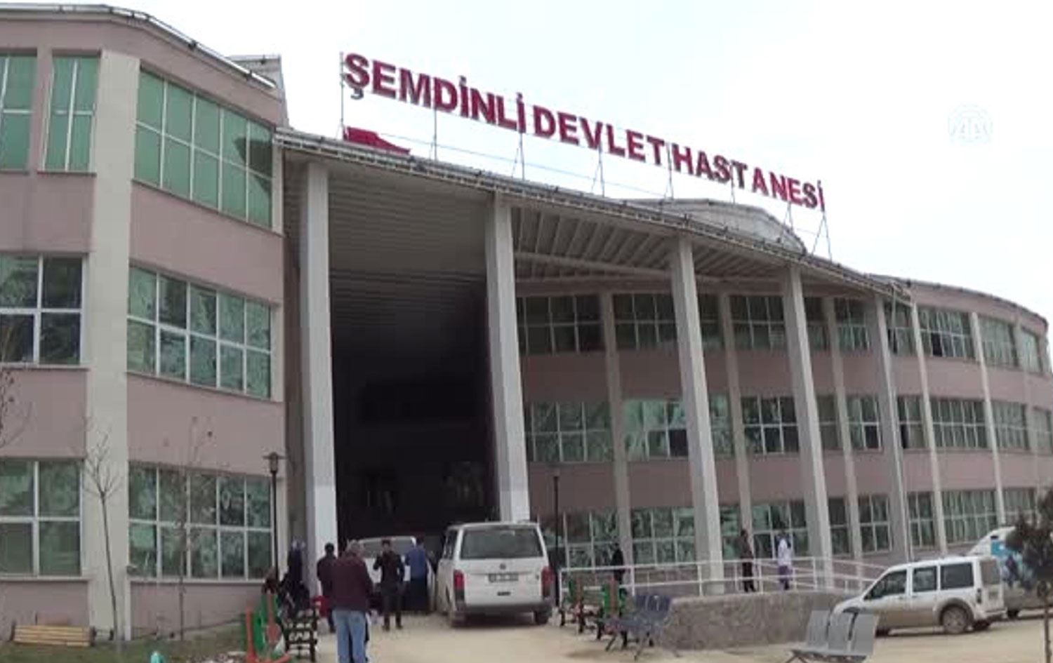 Hakkari’de bir göçmen donarak hayatını kaybetti
