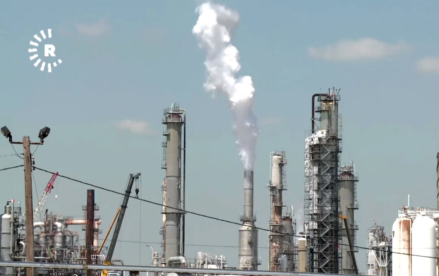 Piştî belavbûna vîrusa Korona bihayê petrolê ji sedî 15 daketiye