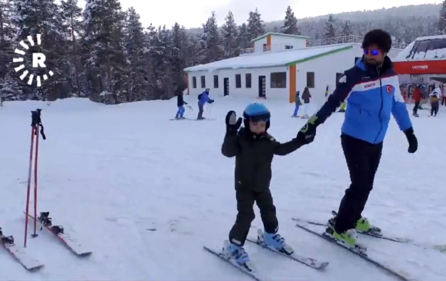 Qers; bajarê berfa hûr û bihişta geştyariya zivistanê