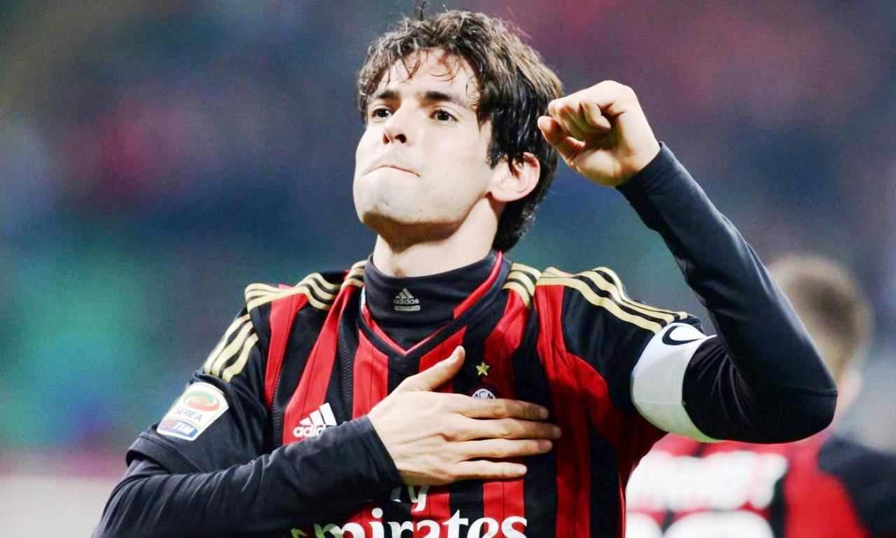 كاكا باسی میلان و زڵاتان ده‌كات