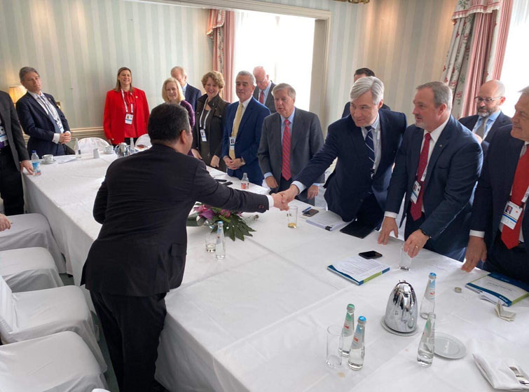  کۆبوونەوەی سەرۆکوەزیرانی هەرێمی کوردستان لەگەڵ لینزی گراھام و شاندێکی کۆنگرێسی ئەمریکا