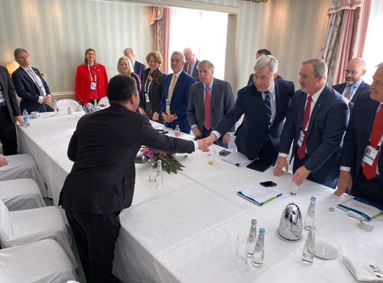 Mesrûr Barzanî li gel Lindsey Graham û şanda pê re civiya