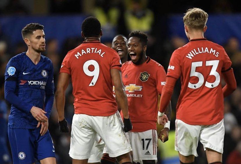 GENİŞ ÖZET - Manchester United, deplasmanda Chelsea'yi yıktı