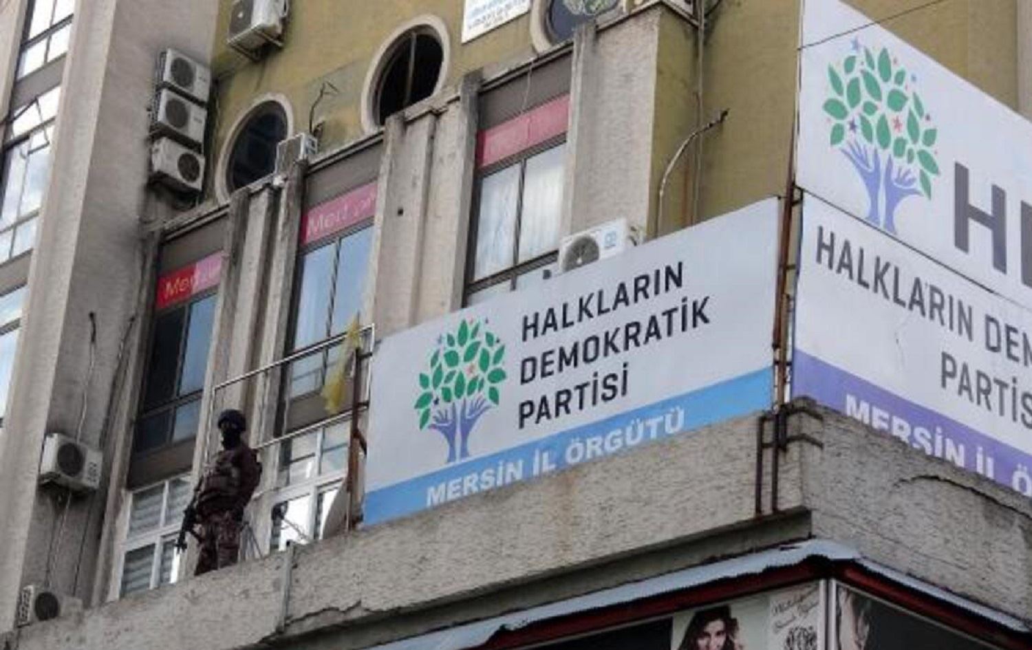 Hejmareke rêvebir û berpirsên HDPê li Mersînê hatin desteserkirin