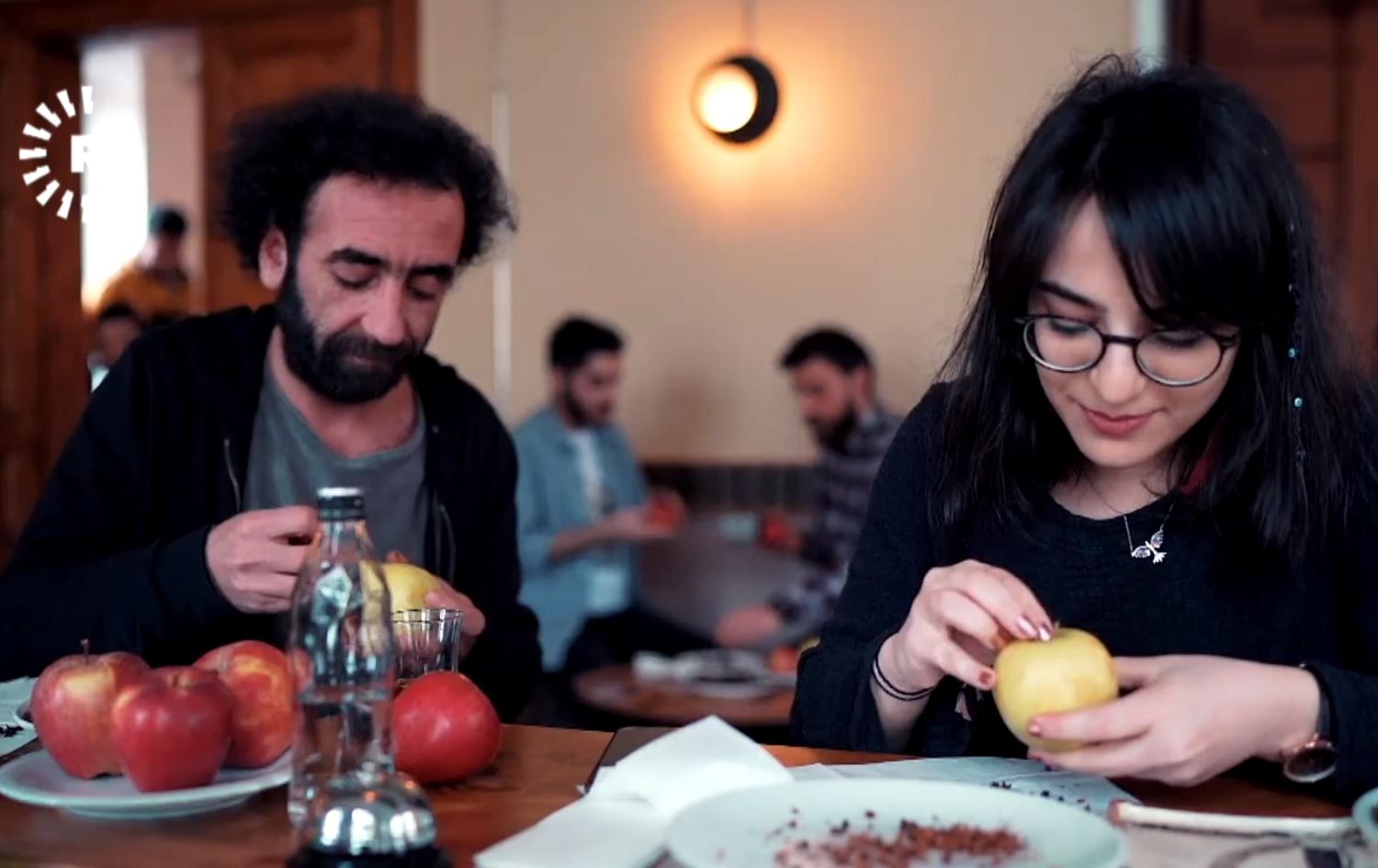 Kevneşopiya ‘Sêva Mêxekrêj’ tê vejandin