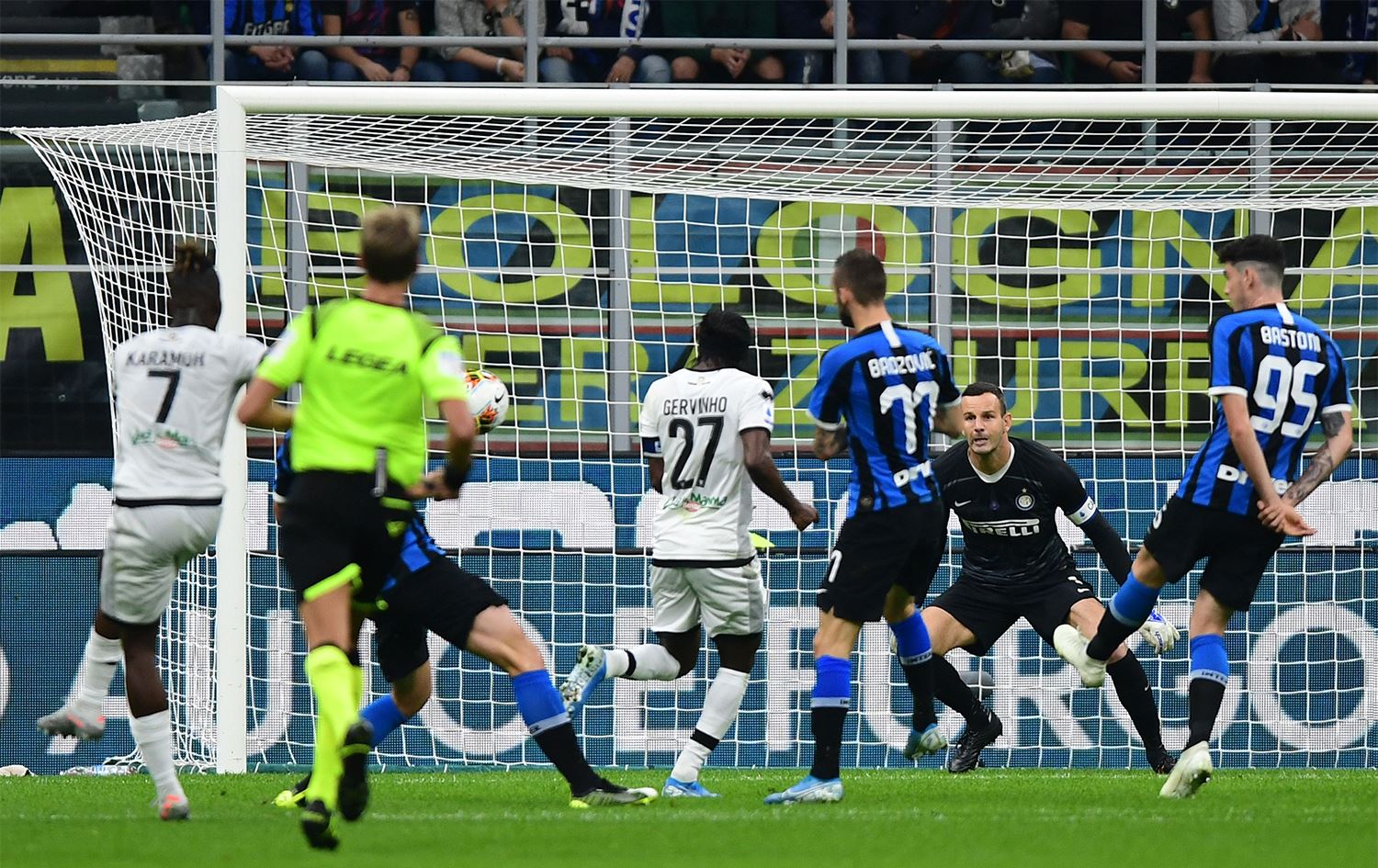 İtalya Serie A'da koronavirüs nedeniyle 3 maç ertelendi