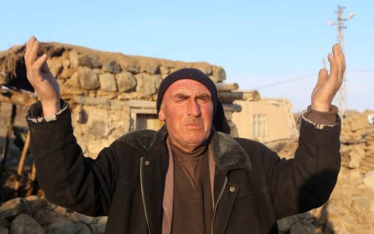 WAN - Amara qurbanî û ziyanên her du erdhejan hatin aşkerekirin