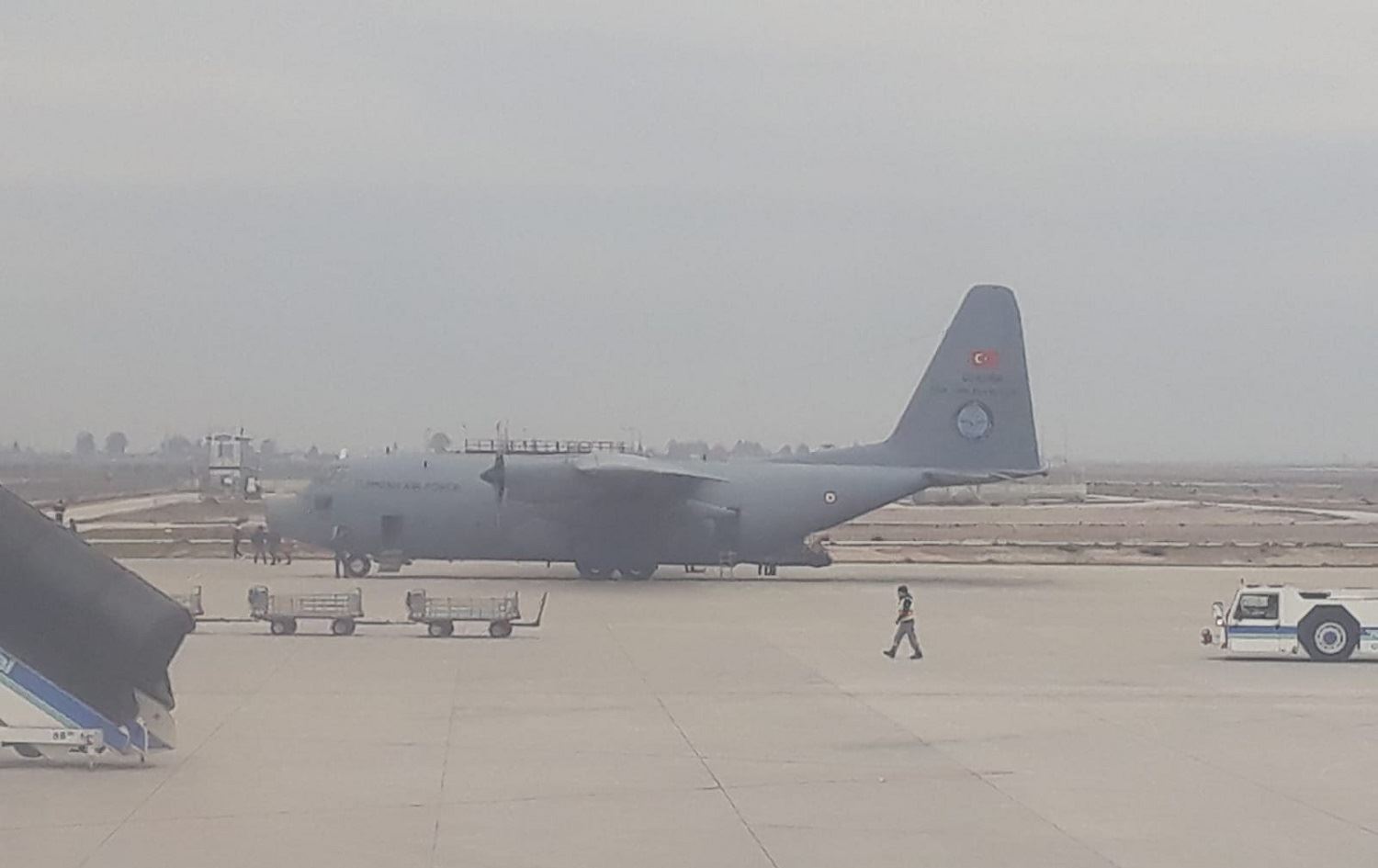 Tirkiyê 400 komando ji Geverê bo sînorê Idlibê veguhest