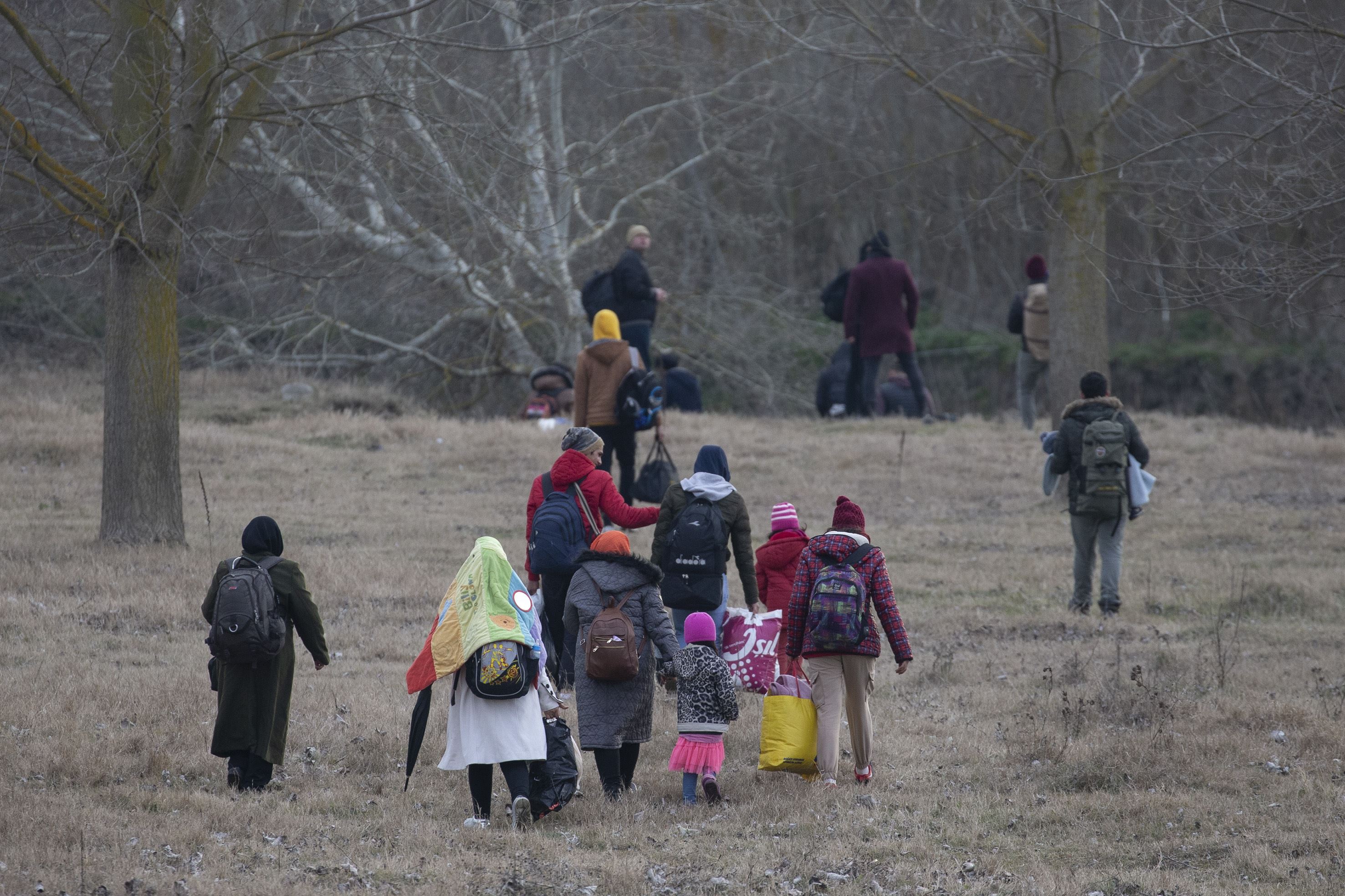 Soylu'dan Edirne üzerinden ayrılan göçmenlere ilişkin açıklama