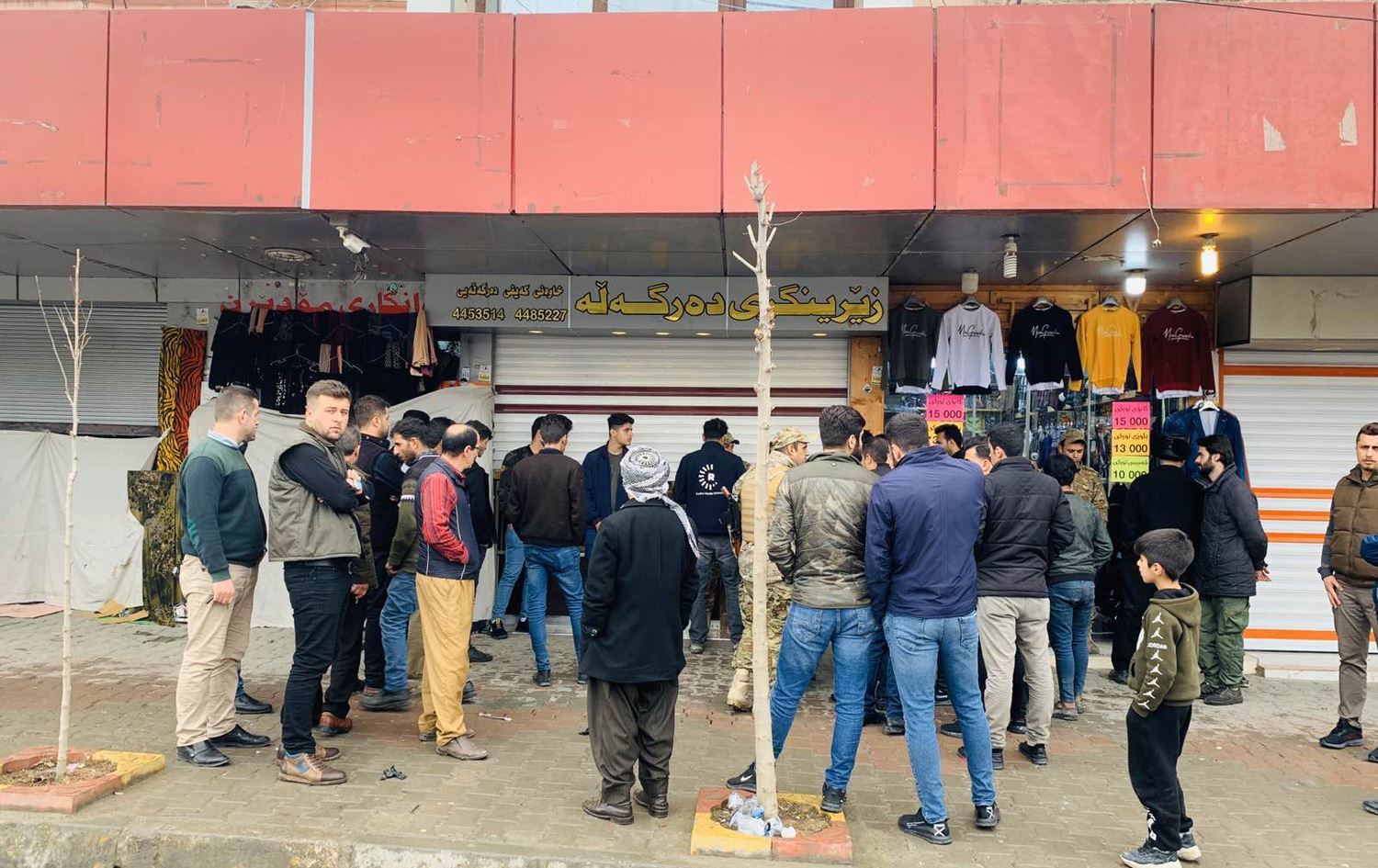 Tünel kazarak girdikleri kuyumcu dükkanından 40 kilo altın çaldılar