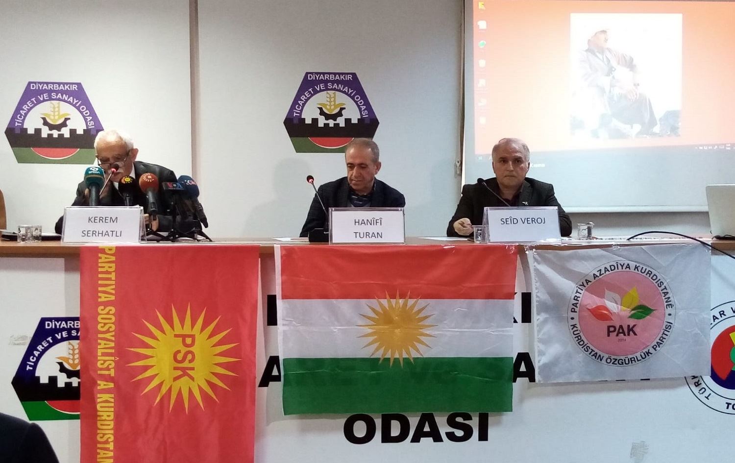 Mela Mistefa Barzanî li Amedê hat bîranîn