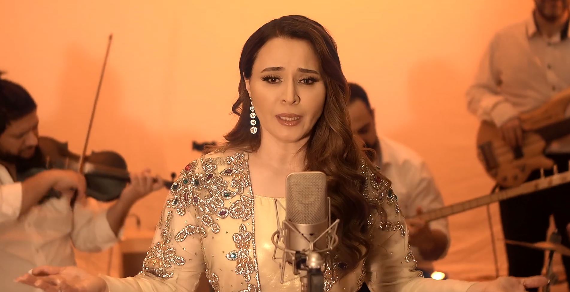 Sînemxan Bedirxan di klîpa nû ya Narîn Feqe de rol dibîne