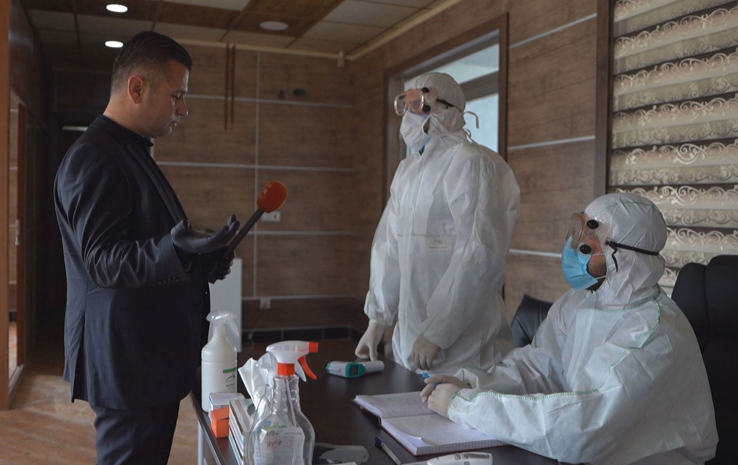 100 کارمەندی تەندروستی لە دەروازەی سنووریی ئیبراهیم خەلیل جێگیر کراون