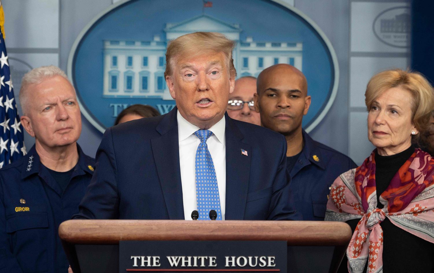 Trump: Dibe ku di Tîrmeh an jî Tebaxê de Korona nemîne