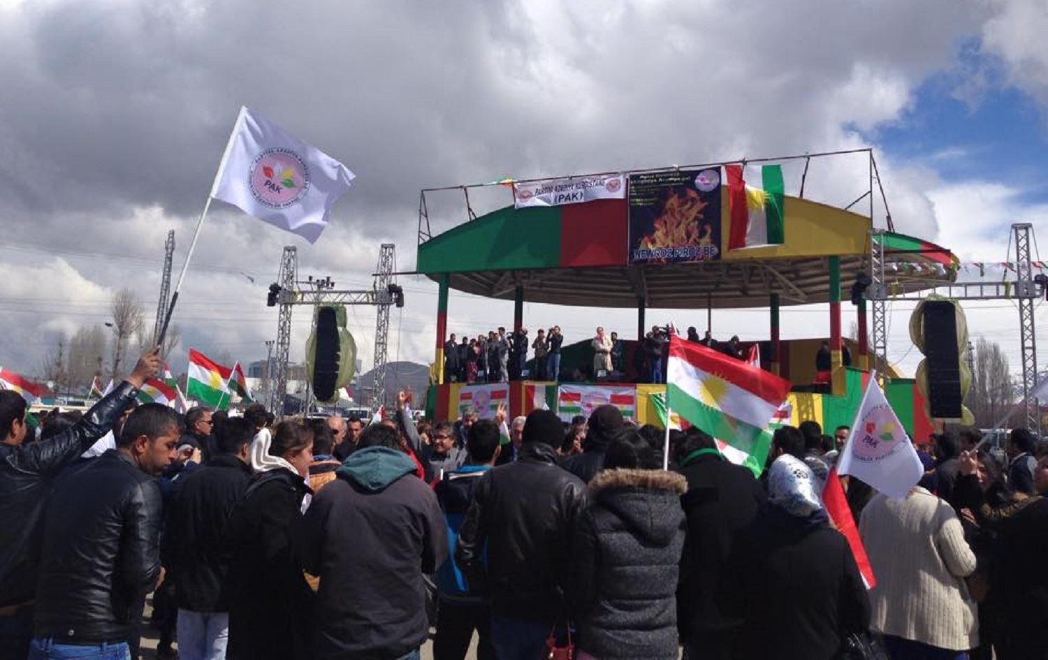 PAK: Agirê Newrozê mizgînî û hêviya azadiyê ye