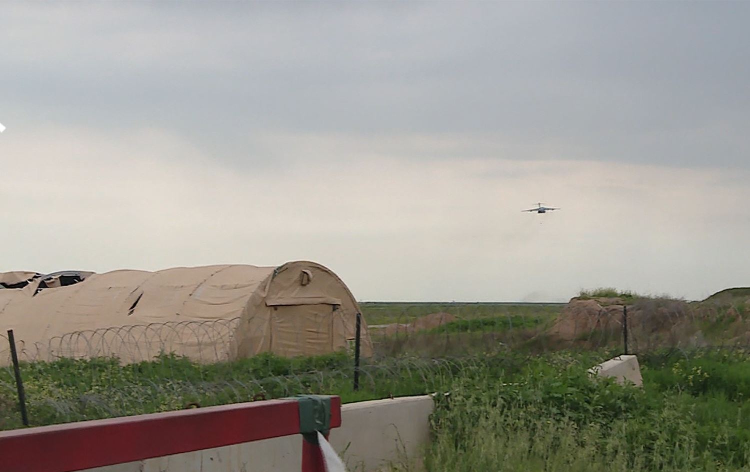 جێگری فەرماندەی سەربازگەی گەیارە: بە هیچ شێوەیەک کشانەوە نییە لە عێراق