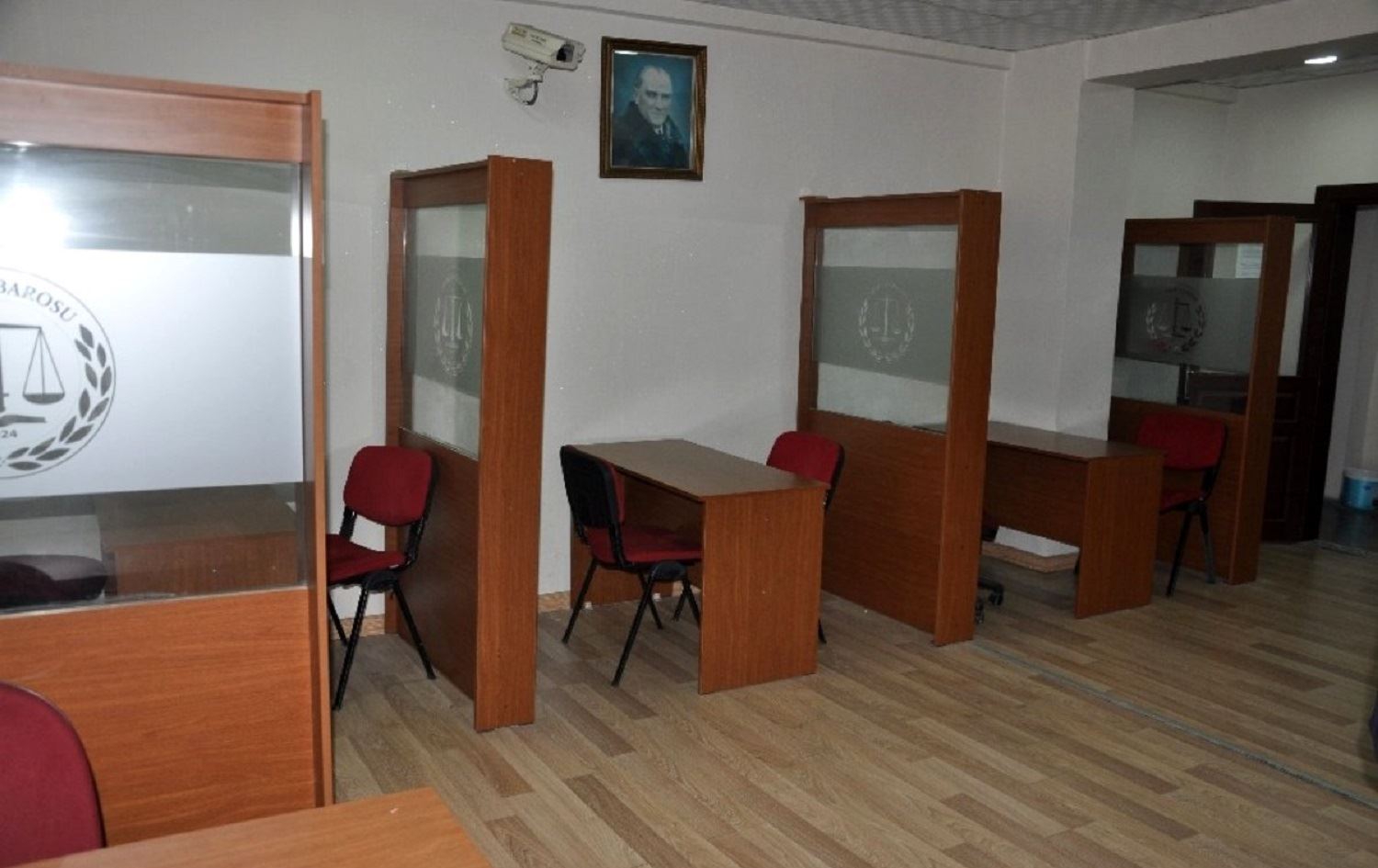 Wezareta Dadê ya Tirkiyê qedexeya hevdîtina ligel girtiyan dirêj kir