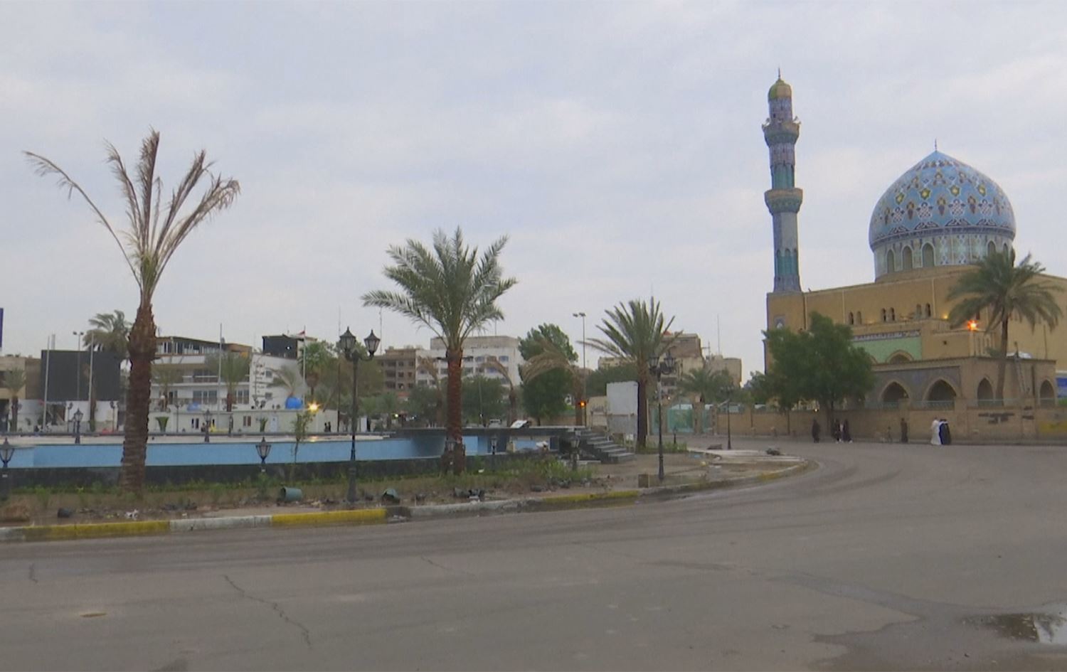 بەشیر حەداد: داهاتی نەوتی عێراق بەشی مووچەی فەرمانبەران ناکات