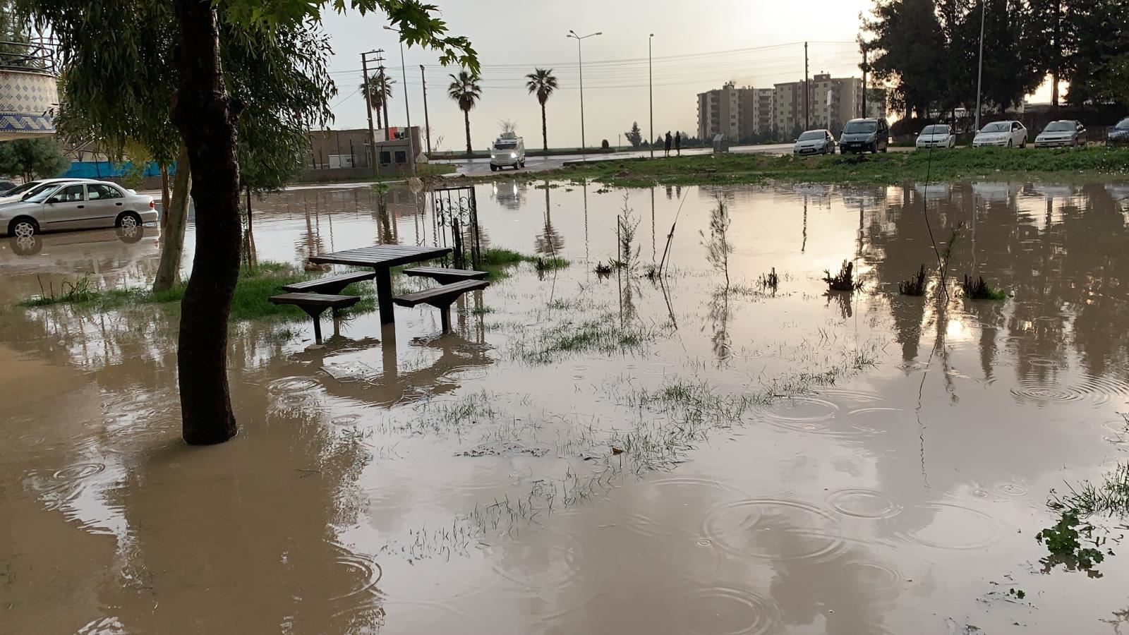 Mardin'de sağanak yağış su baskınlarına neden oldu