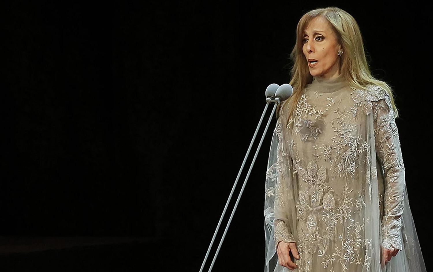 فەیرووز نزا دەکات جیهان لە ڤایرۆسی کۆرۆنا رزگاری ببێت