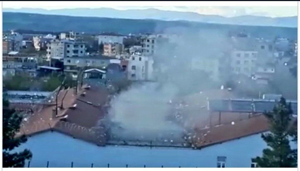 Batman Cezaevi'nde isyan!