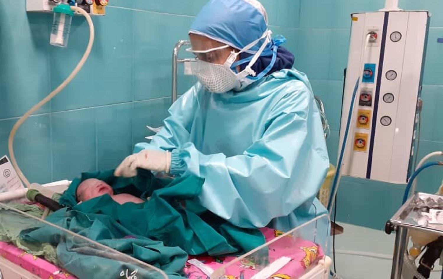 Li Urmiyê  zarokeke 16 rojî bi koronayê ket