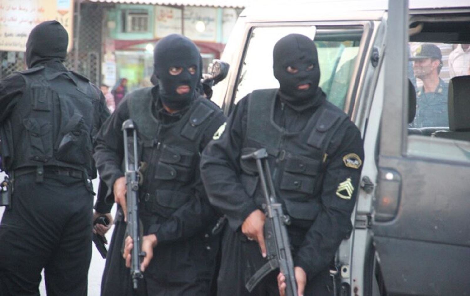 Kürt kentinde rehine operasyonu