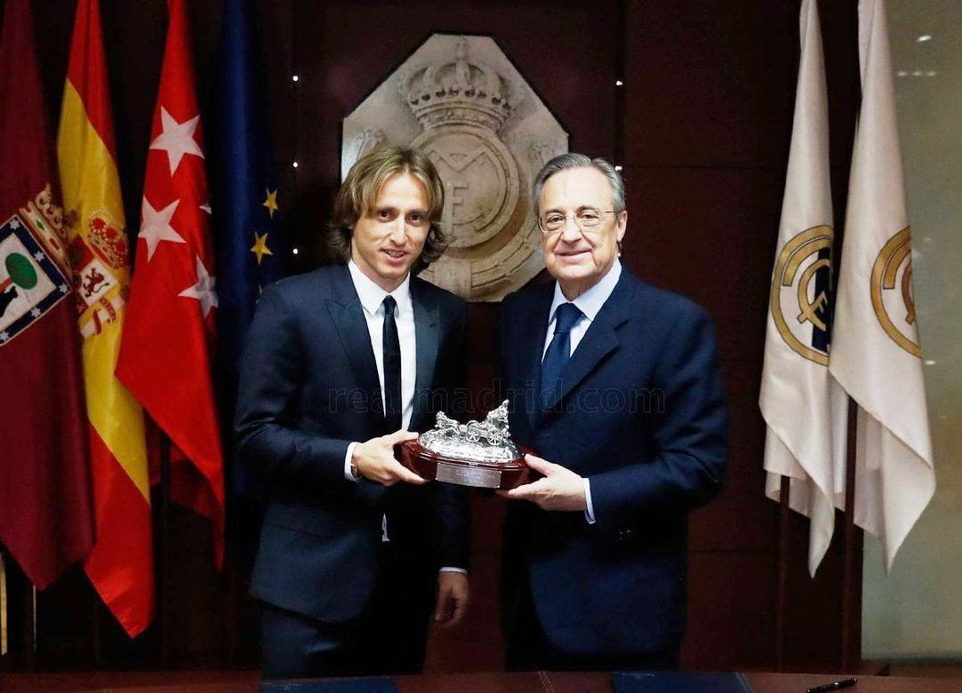 سەرۆکی ریال مەدرید ئەستێرەکانی دەردەکات